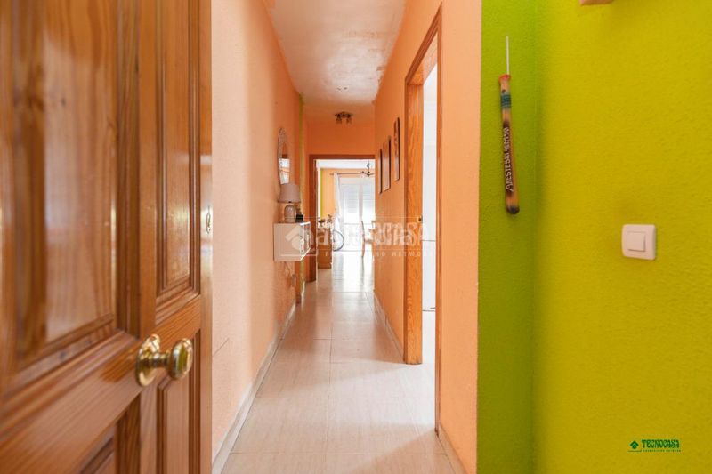 Foto f2328c41-1619-40a3-aadf-657d1d082496. Casa aparellada a Vera ciudad Vera
