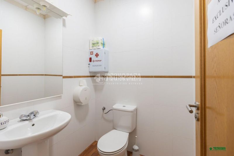Foto d714500e-47f3-4380-9d4b-c3582d56b65f. Local comercial a Antas