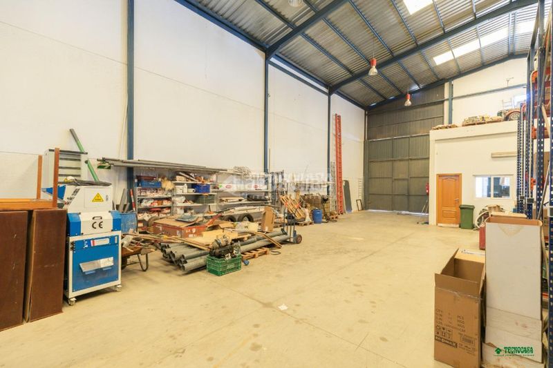 Foto fab8c980-9cab-4ab5-8051-7442d178b25d. Local comercial a Antas