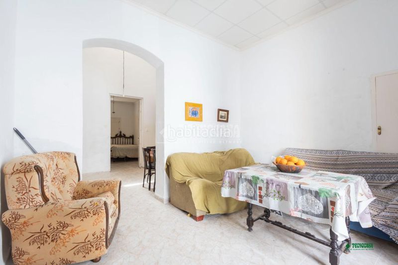 Foto 39bd6197-e1da-4216-8715-aedb0c953b78. Casa aparellada a Vera ciudad Vera
