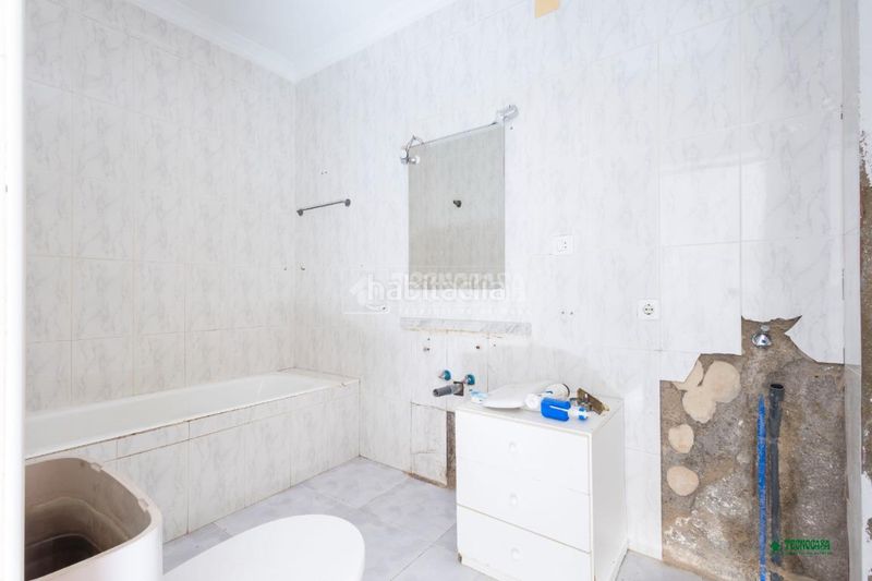 Foto 42bb0472-dcd1-46bb-9c60-99adde66d164. Casa aparellada a Albox