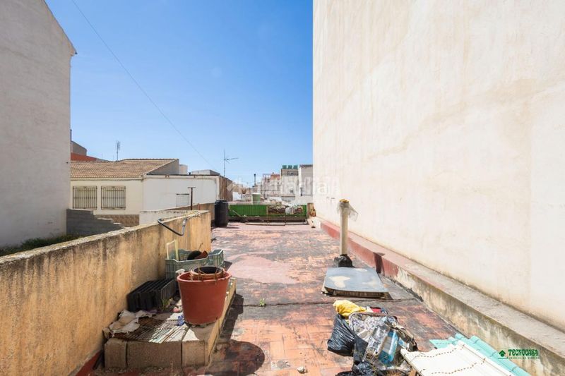 Foto 983f6d04-40df-4b6c-a8d5-90f315fb3fff. Casa aparellada a Albox