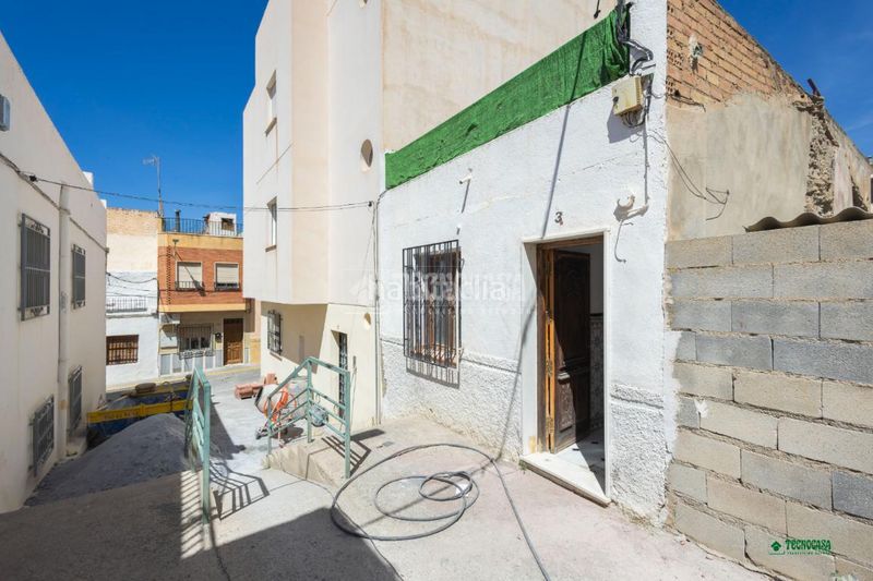 Foto d08ba16e-4ee4-442c-8f5d-12d3fbfe819a. Casa aparellada a Albox
