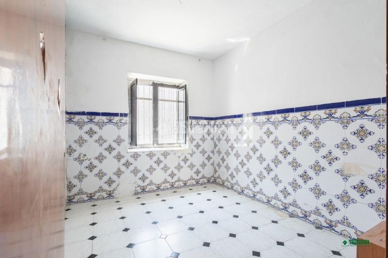Foto ea389140-124f-45c7-9347-57b5a7303dbf. Casa aparellada a Albox