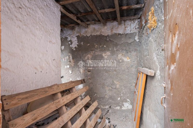 Foto f5792602-3773-4943-86ed-d8438ceb9cda. Casa aparellada a Albox