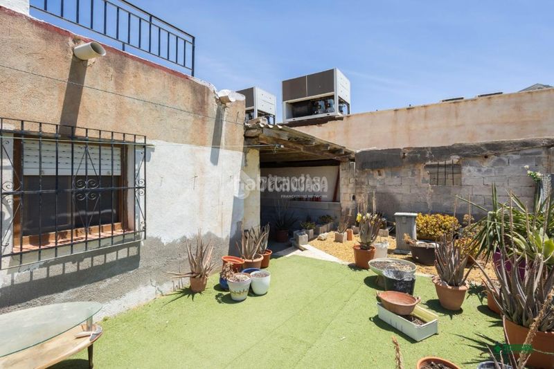 Foto 5244726a-2fdb-467b-aaf3-e6ef9c161c13. Casa aparellada a Vera ciudad Vera