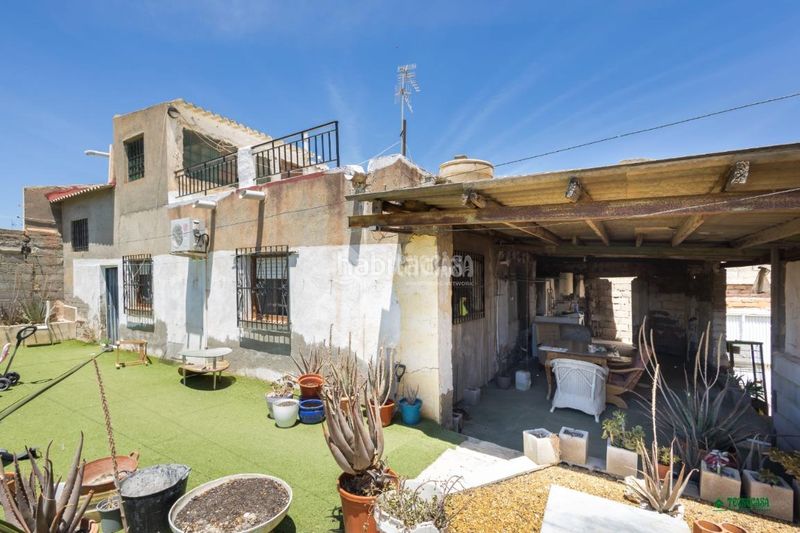 Foto 7315b037-2910-4f58-bc41-556fd554d8dd. Casa aparellada a Vera ciudad Vera
