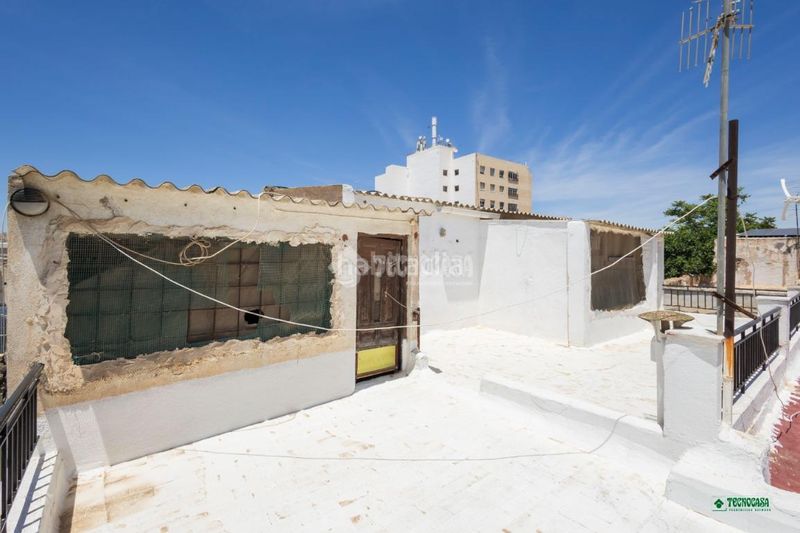 Foto d8118096-b7fd-4b40-85a2-e6ecc5360520. Casa aparellada a Vera ciudad Vera