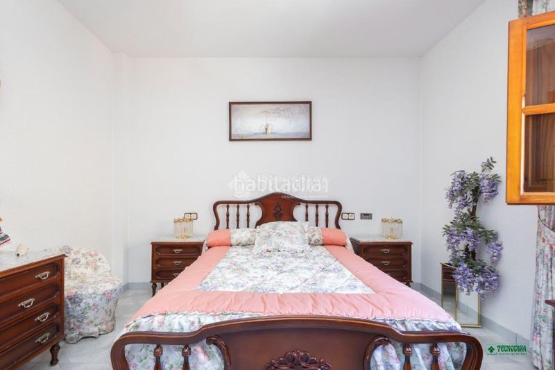 Foto 46685ab7-e1e1-4378-924b-489b9c746bf5. Casa aparellada a Olula del Río