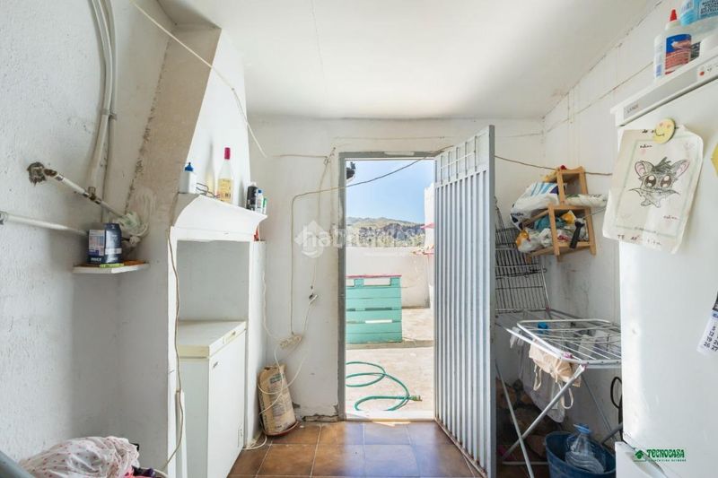 Foto e518c2e0-7b2c-48a9-b1c2-a7952055714b. Masia amb aparcament a Cantoria