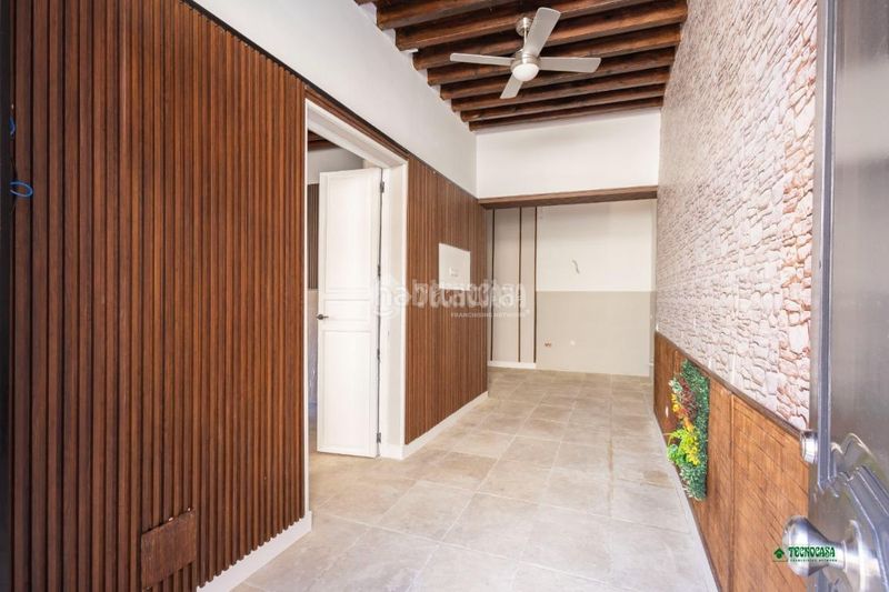 Foto 0f79d666-c85d-4592-adf5-b0ea16c40e0b. Casa aparellada a Vera ciudad Vera