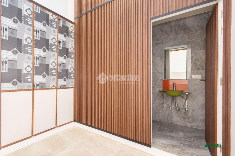 Foto 48a7f792-049c-40b8-bec1-05702313102a. Casa aparellada a Vera ciudad Vera