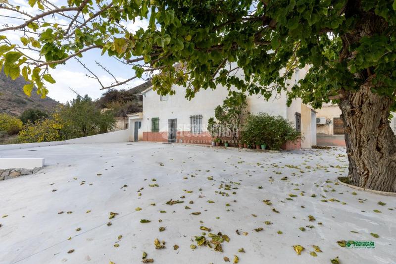 Foto 72cadbae-8eb4-477a-b8eb-454fc6d4c52c. Mas avec parking dans Albox