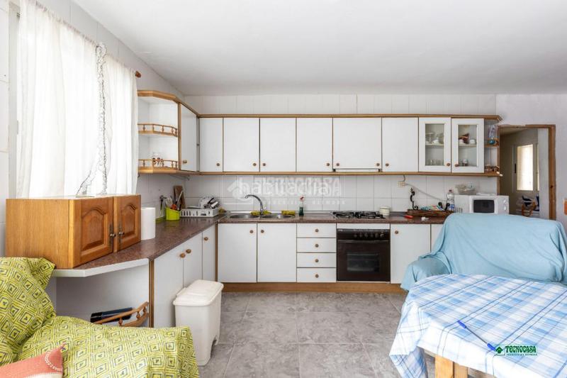 Foto 81235835-ca7b-4582-b49e-ee68e9911d30. Mas avec parking dans Albox