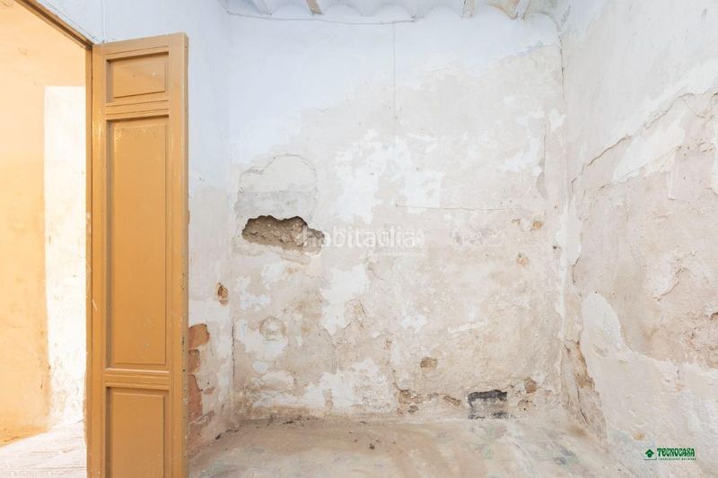 Foto 47c0b969-6677-4dcd-aa29-006d0d659943. Casa aparellada a Albox