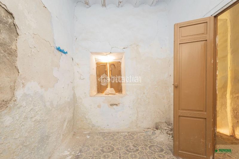 Foto 8637aafd-b813-40f5-ae30-13236d2ab149. Casa aparellada a Albox