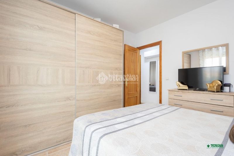 Foto 3a3b9527-1464-4593-ad75-a5151672c3e8. Casa aparellada amb aparcament a Vera ciudad Vera