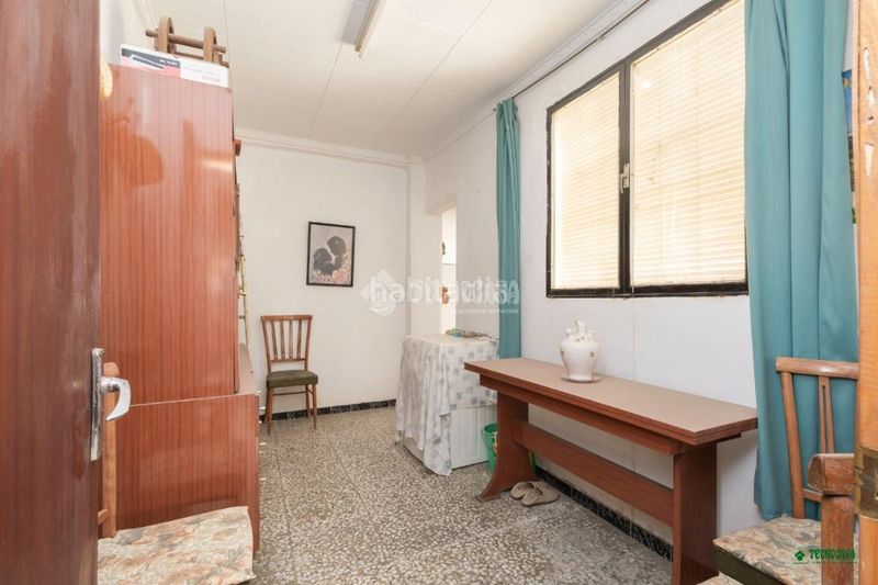 Foto 5ddb6d1c-96d0-41e4-92b8-4151820f54f5. Casa aparellada amb aparcament a Albox