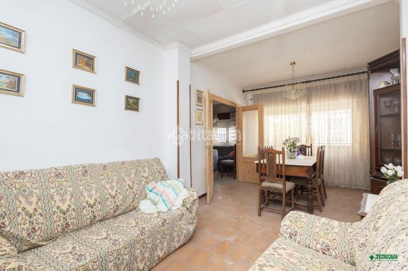 Foto 7d6fa1ea-1ec1-40bf-a0c2-8bf9968eee5c. Casa aparellada amb aparcament a Albox