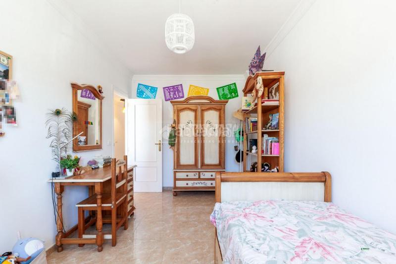 Foto 524f5cc7-befd-42cd-afa8-088f3b0a9bd1. Casa bifamiliare con riscaldamento parcheggio in Vera ciudad Vera