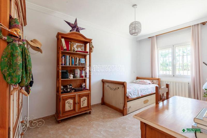 Foto dd64001a-c751-4c84-b82d-e10bb7efb29b. Casa bifamiliare con riscaldamento parcheggio in Vera ciudad Vera