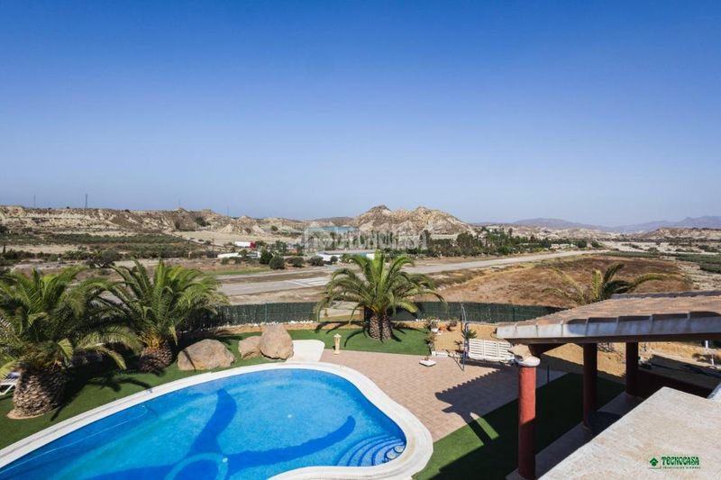 Foto 06999fc5-8d61-4e58-821b-a306e6d3e77e. Masia amb piscina a Las Cunas - La Algarrobina Cuevas del Almanzora