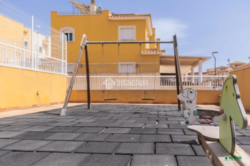 Foto b8337552-8510-4bfb-bf0a-c6716823fbca. Casa aparellada amb aparcament piscina a Vera ciudad Vera