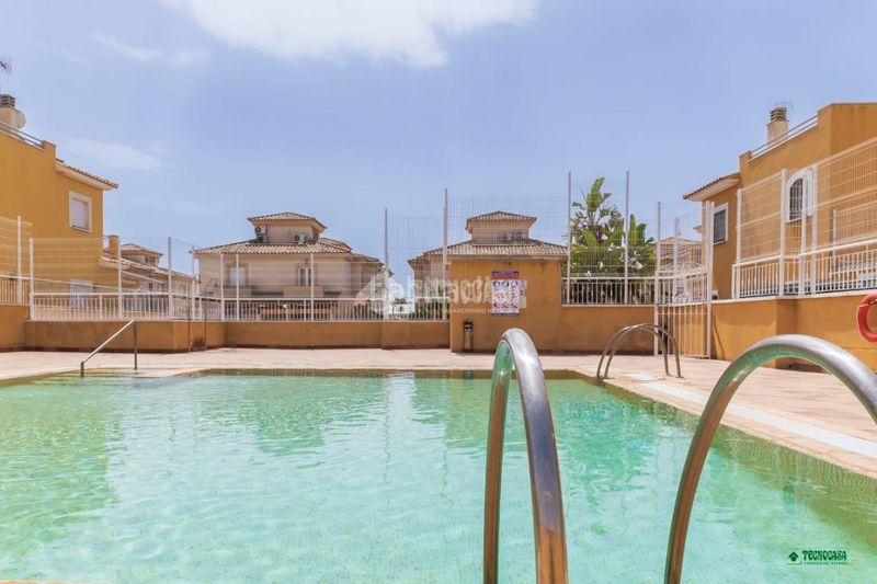 Foto de58bf8a-098e-4259-9955-533d298b5661. Casa aparellada amb aparcament piscina a Vera ciudad Vera