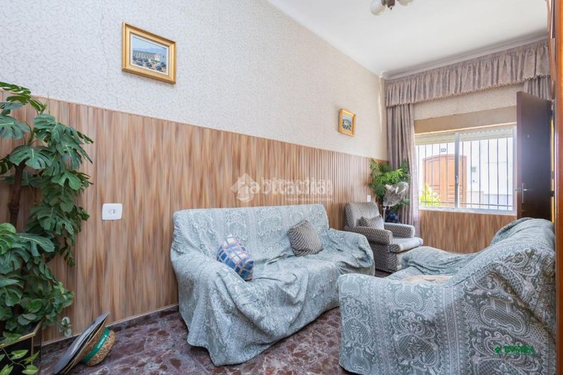 Foto 274b5b39-ec01-44e3-81c4-4d87a897d48e. Casa amb aparcament a Antas