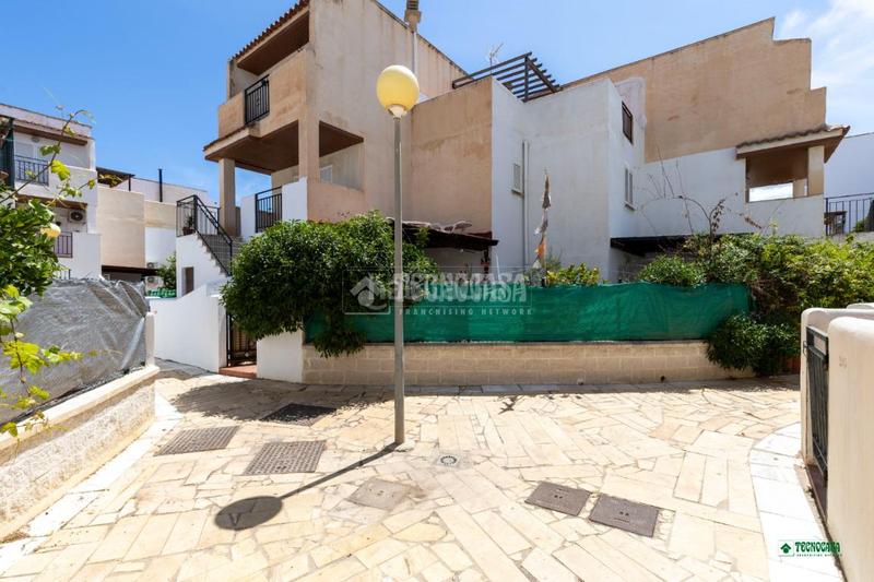 Foto 00661a57-d601-4d15-a570-d4974f42f9e5. Piso  en venta en Vera playa naturista Vera