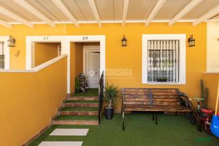 Maison jumelée à Vera Ciudad. Casa en venta en vera