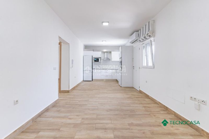 Foto ce9fbb32-f479-489e-b37c-39801e12fafb. Casa aparellada a La Gangosa Vícar