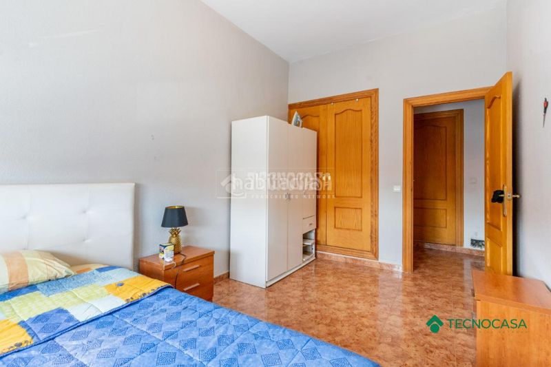 Foto f96d44a6-b092-4ed8-ba45-326ec908a8e8. Casa aparellada amb calefacció aparcament a La Gangosa Vícar