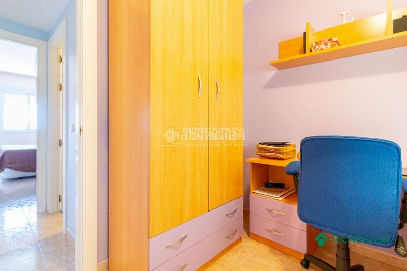 Foto c00e30ba-6a36-4006-8206-55ea6148a107. Flat with parking in La Envía Vícar