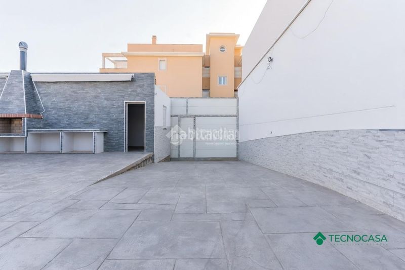 Foto 003a5c95-3c77-4e5a-b032-4bb52e3f6948. Casa aparellada amb piscina a Las Cabañuelas Vícar