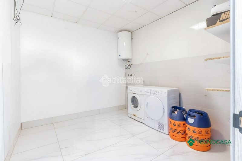 Foto 4a232c7c-23cf-4565-a55b-d00474a636f2. Casa aparellada amb piscina a Las Cabañuelas Vícar
