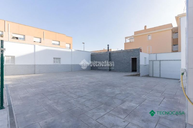 Foto 82df8469-b64b-4b72-9b45-5a765d6b0242. Casa aparellada amb piscina a Las Cabañuelas Vícar
