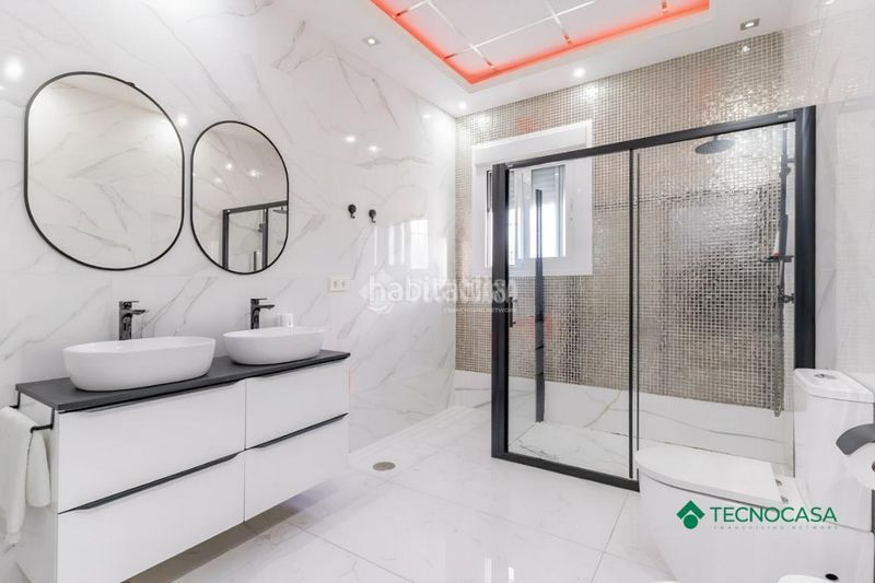 Foto f1405e26-a09b-49c5-aac1-b7e1d753f64f. Casa aparellada amb piscina a Las Cabañuelas Vícar