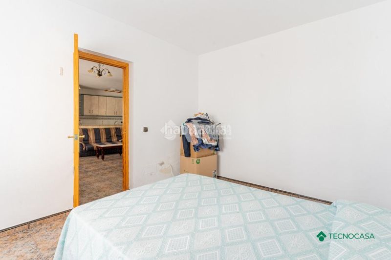 Foto 4b92ba0e-0912-4594-be33-c15626ffc785. Casa aparellada amb calefacció a Enix