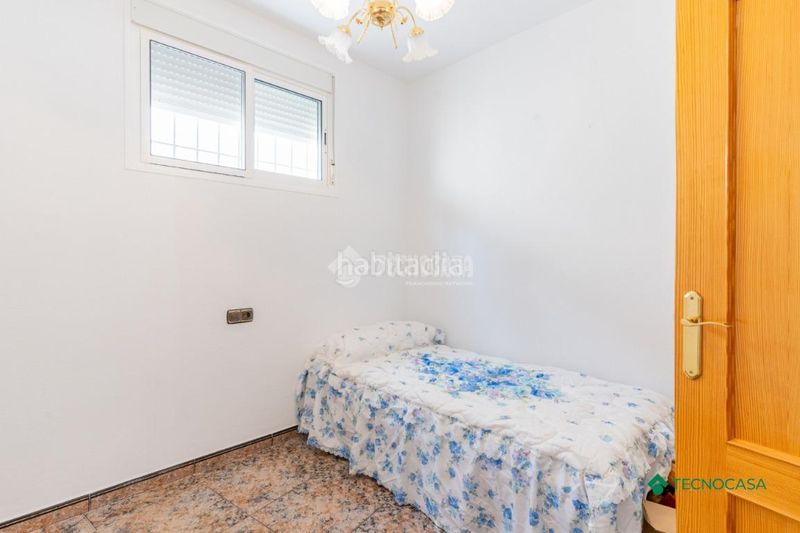 Foto 63c1594b-9af4-4de1-8488-0809b1c27096. Casa aparellada amb calefacció a Enix