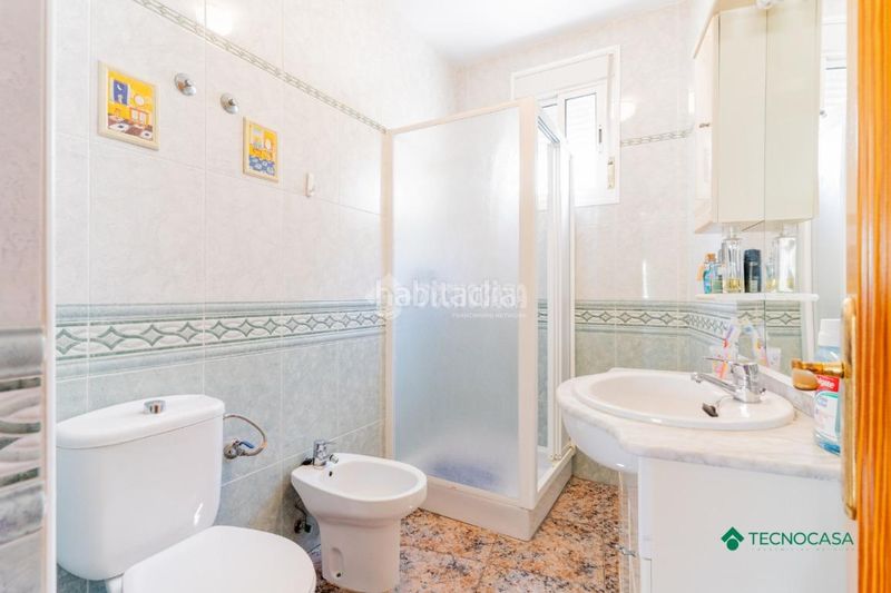 Foto 9fa40945-9358-4f09-a7a5-bfb8db81a349. Casa aparellada amb calefacció a Enix
