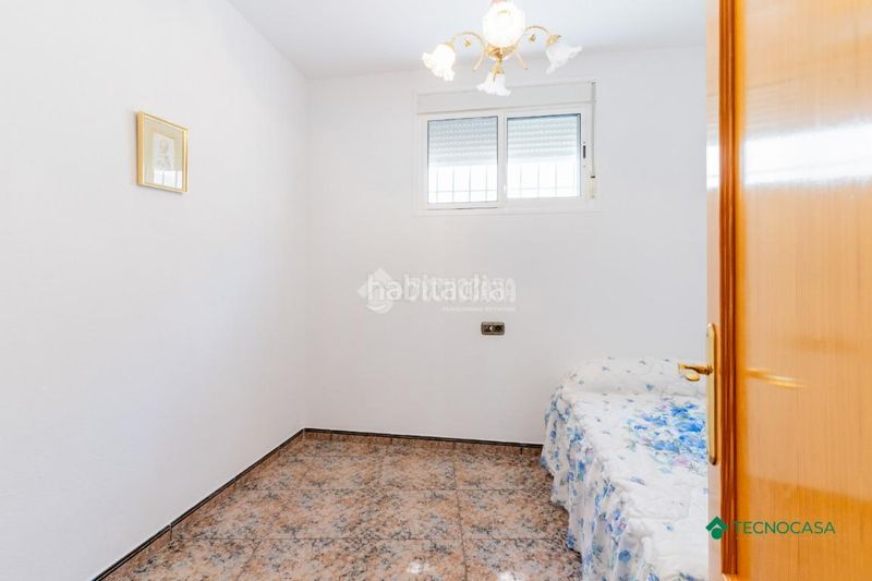 Foto e3a77bd6-66ea-404b-8087-cab844a8b03a. Casa aparellada amb calefacció a Enix