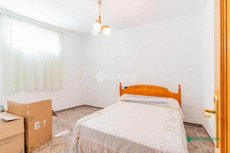 Foto eda3007b-9313-4458-bd8d-d44bced8cc50. Casa aparellada amb calefacció a Enix
