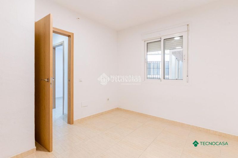 Foto dbde4049-110f-418f-a00a-d48cb4238d6f. Flat in La Gangosa Vícar