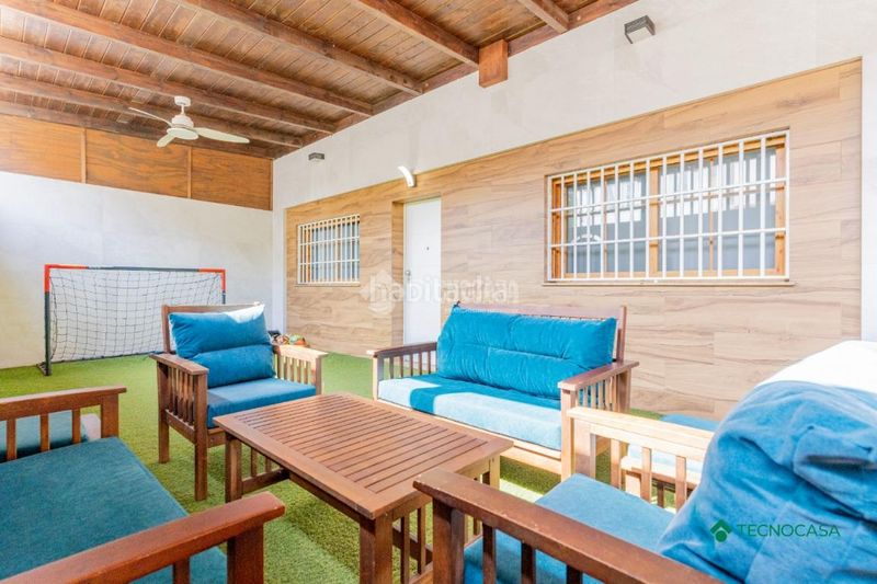 Foto e1714b76-422d-4be9-b9c6-7499b390e444. Casa pareada casa en venta en Las Cabañuelas Vícar