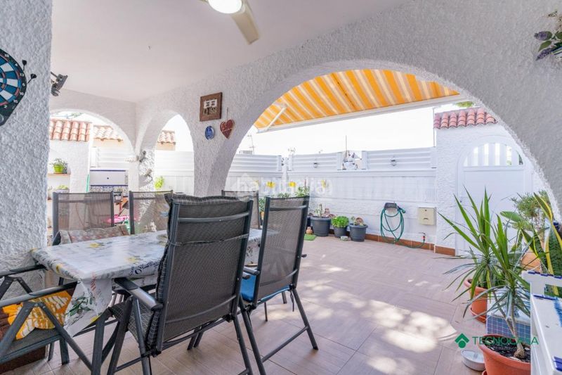 Foto 792f7dd6-5d99-475d-8b37-be7646acad8e. Casa con parcheggio in Las Cabañuelas Vícar
