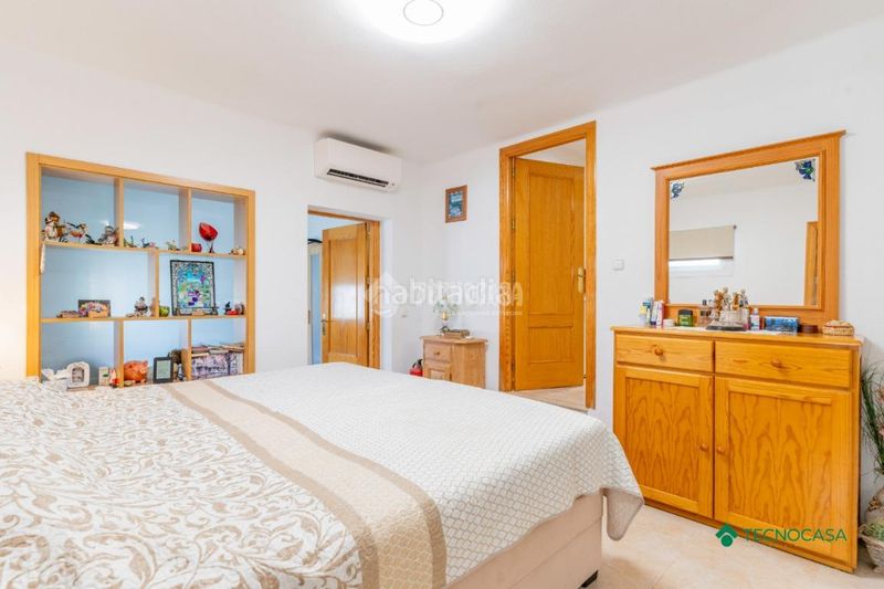 Foto 7f78ca4d-d6f1-4e51-ae63-94cfffbc3553. Casa con parcheggio in Las Cabañuelas Vícar