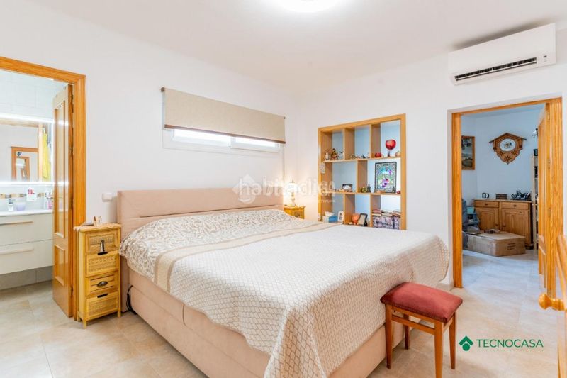 Foto c938c0e8-7b4f-4b14-aa15-6ee0edd9a64f. Casa con parcheggio in Las Cabañuelas Vícar