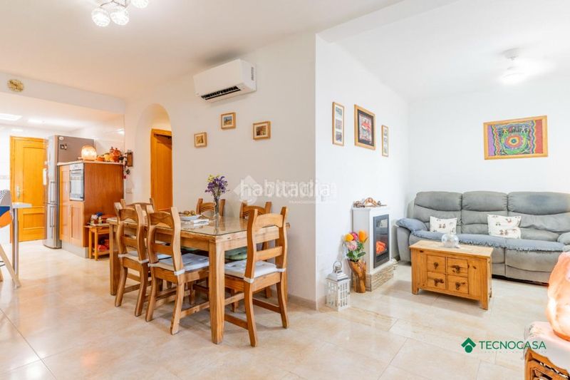 Foto d1f4d6bb-55fe-4a1a-bc60-5e174bf659db. Casa con parcheggio in Las Cabañuelas Vícar