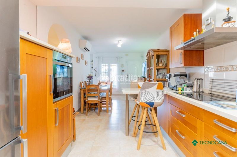Foto d5e3062b-1065-427c-b5fa-428c715efb2d. Casa con parcheggio in Las Cabañuelas Vícar